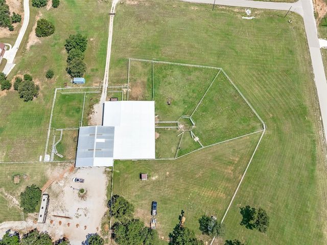 125B Rolling Bend Road, Alvord, TX 76225