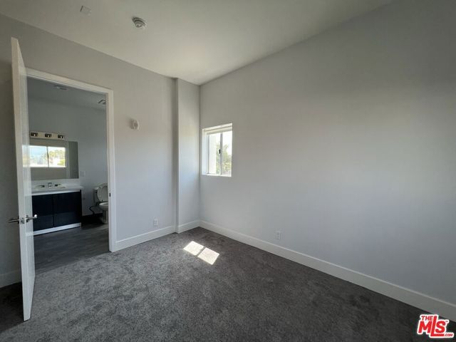 1945 Overland Avenue 202, Los Angeles, CA 90025