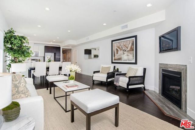 1945 Overland Avenue 202, Los Angeles, CA 90025