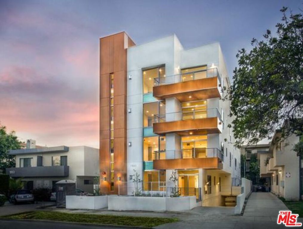 1945 Overland Avenue 202, Los Angeles, CA 90025