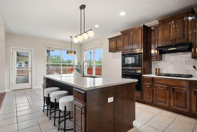 11100 Alison Parke TRL, Austin, TX 78750