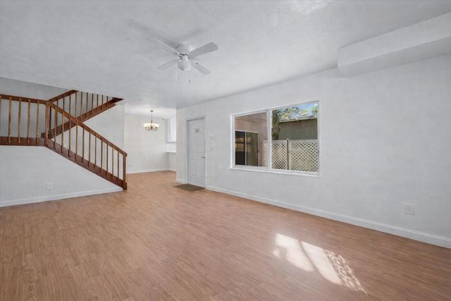 1945 Stratford Way, West Palm Beach, FL 33409