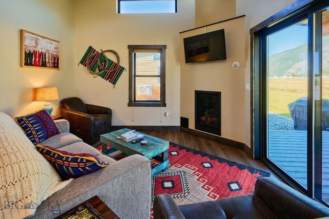 2360 MT Hwy 206, Columbia Falls, MT 59912
