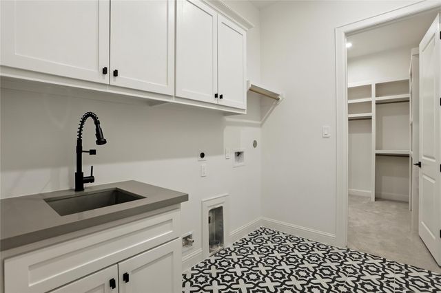 4951 Glenmeadow Drive, Houston, TX 77096