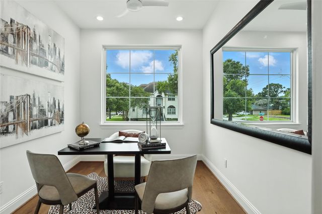 4951 Glenmeadow Drive, Houston, TX 77096