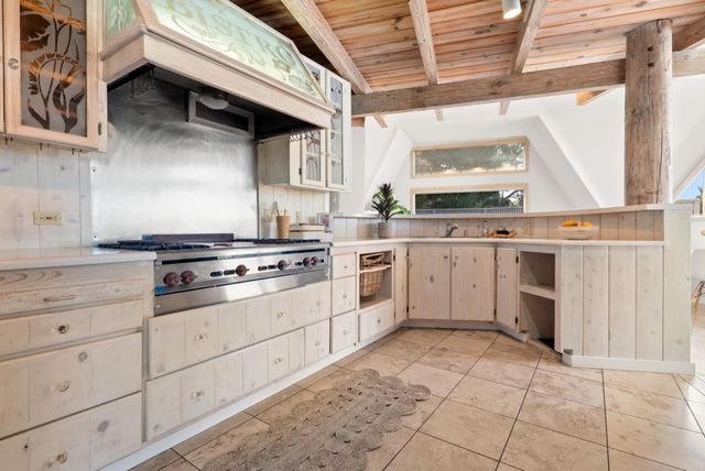 731 Clubhouse Drive, Aptos, CA 95003