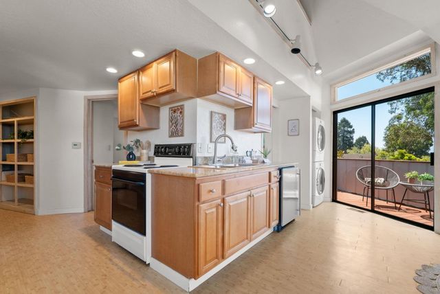 731 Clubhouse Drive, Aptos, CA 95003
