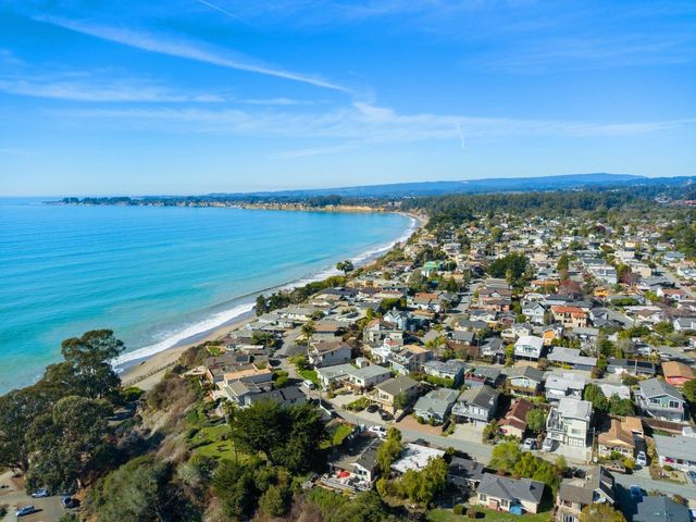 731 Clubhouse Drive, Aptos, CA 95003