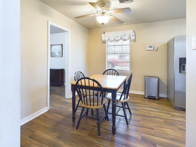 2814 Balmorhea Avenue, Houston, TX 77039