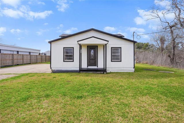 7720 Avenue E, Santa Fe, TX 77510