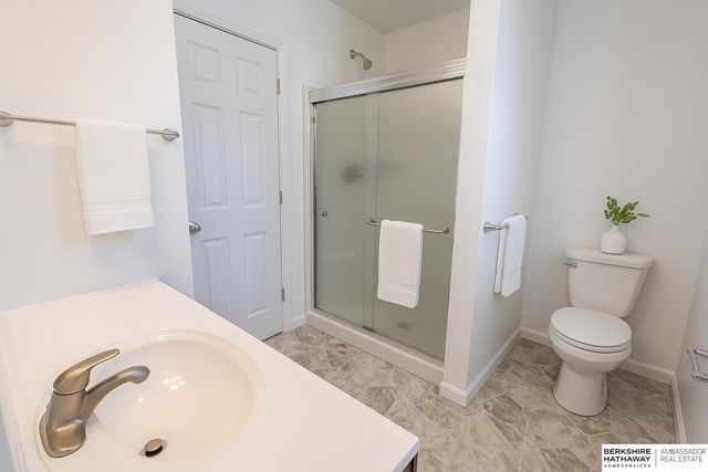 4624 N 37th Street, Omaha, NE 68111