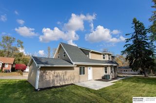4624 N 37th Street, Omaha, NE 68111