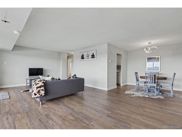 411 Lakewood Cir A906, Colorado Springs, CO 80910