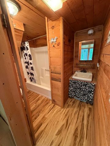 239 Small Road, Brookfield, VT 05036