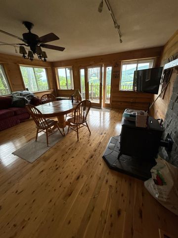 239 Small Road, Brookfield, VT 05036