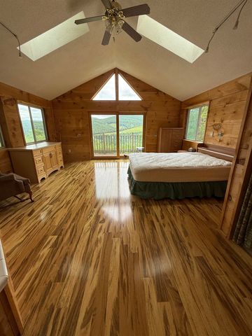 239 Small Road, Brookfield, VT 05036