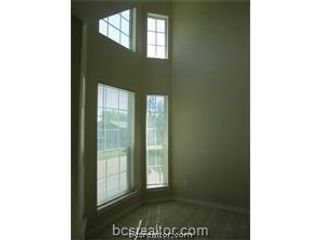 1214 Welsh, College Station, TX 77840