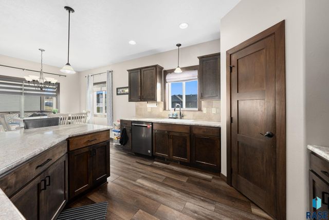 8209 E Willow Leaf St Street, Sioux Falls, SD 57110