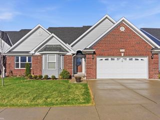 375 Devonshire Drive, Lapeer, MI 48446