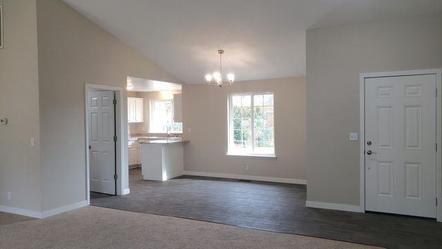 2774 Tyee Court, Grants Pass, OR 97527