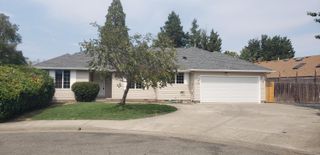 2774 Tyee Court, Grants Pass, OR 97527
