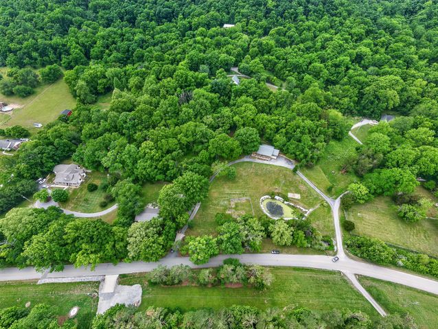 1751 Warren Hollow Rd, Nolensville, TN 37135