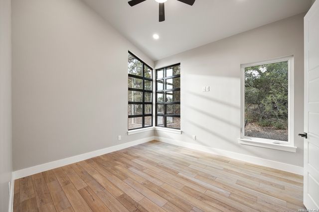 1758 Paradise, Canyon Lake, TX 78133