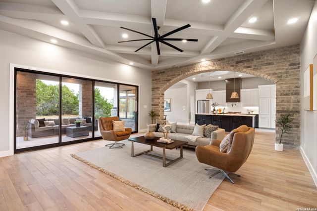 1758 Paradise, Canyon Lake, TX 78133