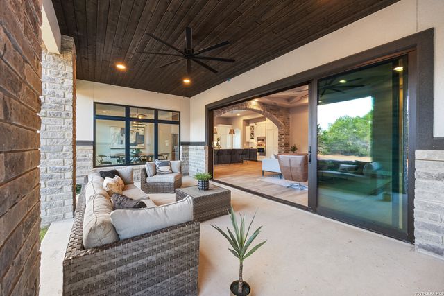 1758 Paradise, Canyon Lake, TX 78133