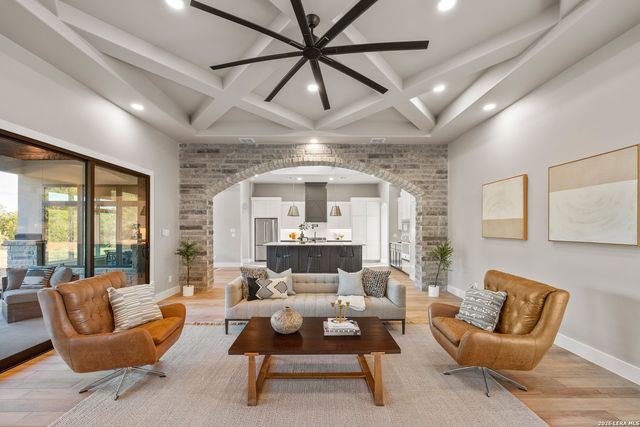 1758 Paradise, Canyon Lake, TX 78133