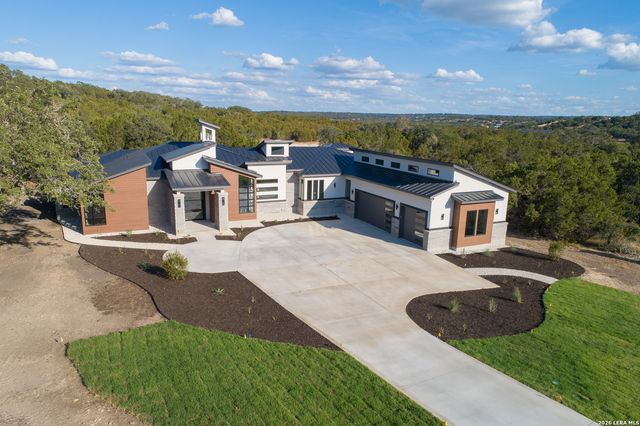 1758 Paradise, Canyon Lake, TX 78133