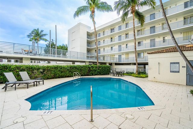 1401 Bay Rd 405, Miami Beach, FL 33139