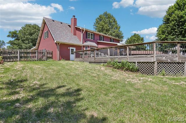 2 Bradford Place, Bethalto, IL 62010