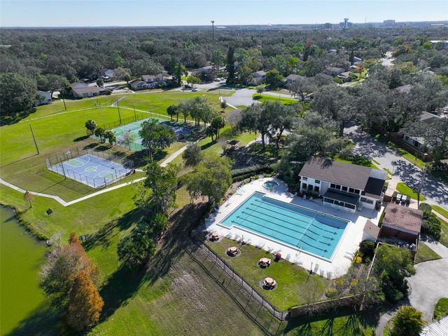 14805 LAKE FOREST DRIVE, Lutz, FL 33559