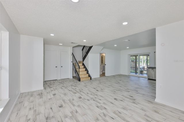 14805 LAKE FOREST DRIVE, Lutz, FL 33559