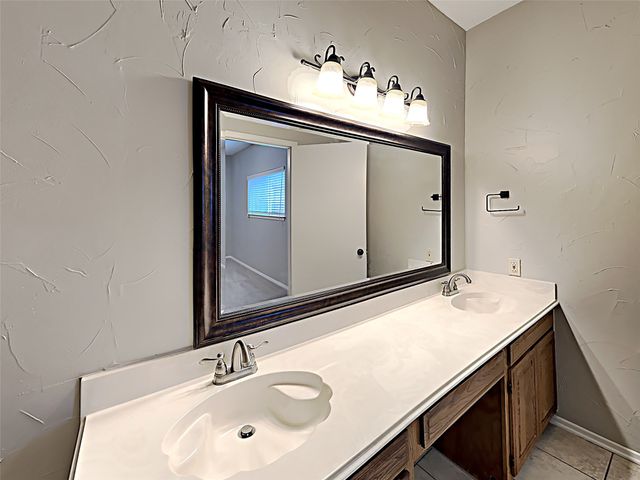 7764 Creekview Drive, Frisco, TX 75034