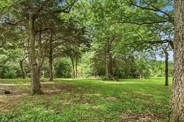 2601 High Bridge Road, Wilmore, KY 40390