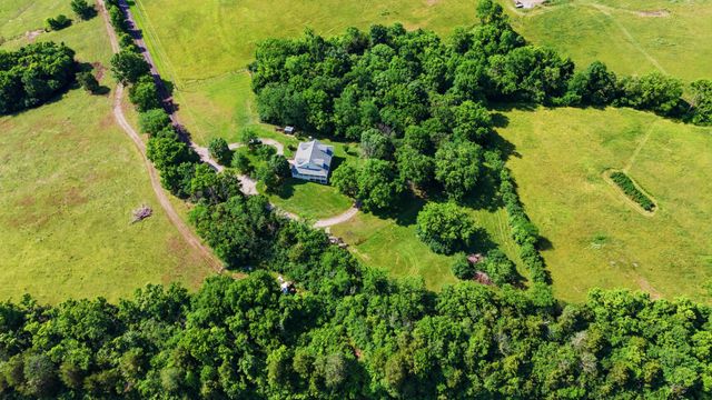 2601 High Bridge Road, Wilmore, KY 40390