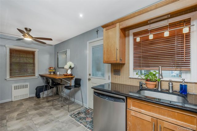 204 Franklin Avenue, Malverne, NY 11565