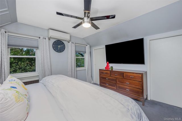 204 Franklin Avenue, Malverne, NY 11565