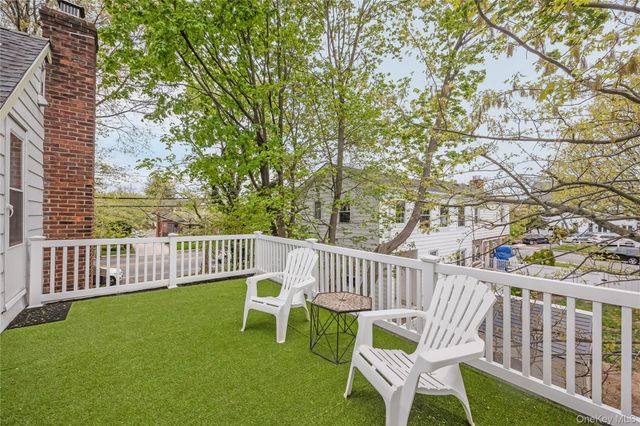 204 Franklin Avenue, Malverne, NY 11565