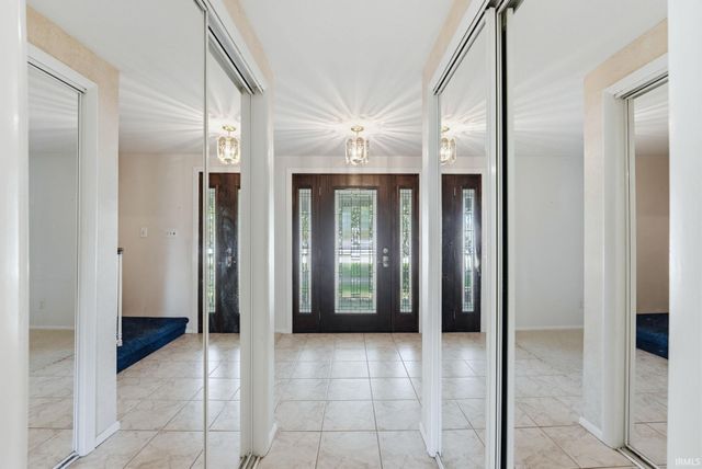 1225 Stogdill Road, Bluffton, IN 46714