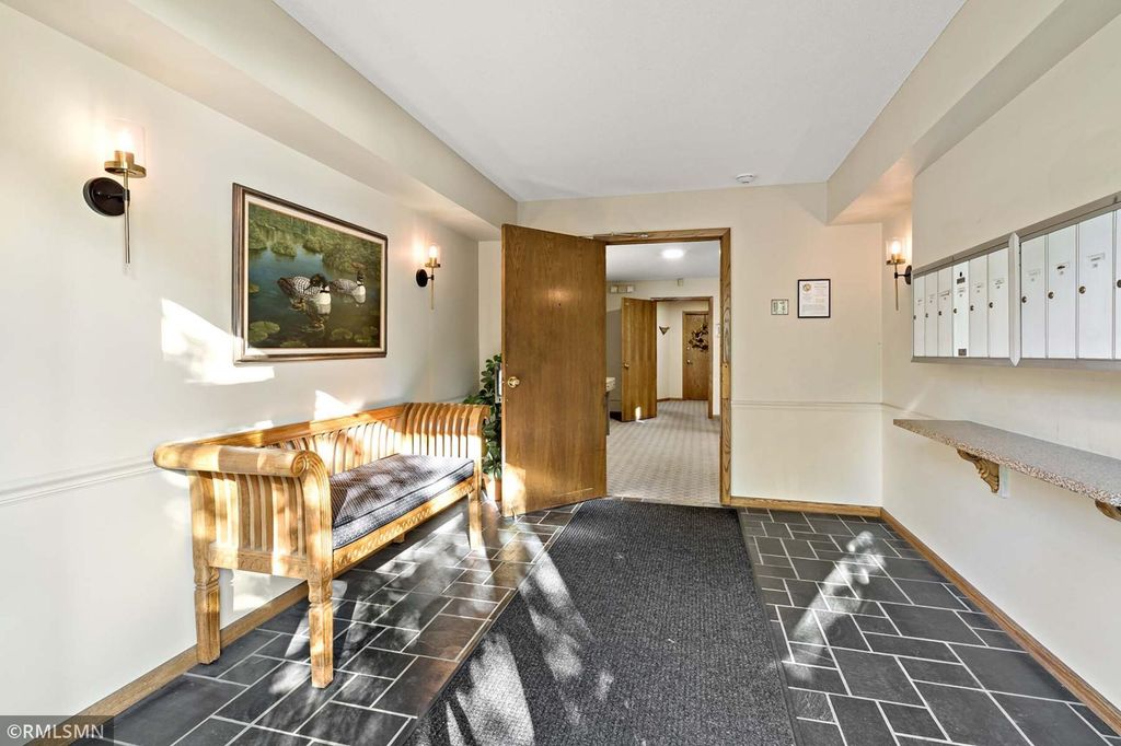 1585 Dodd Road 302, Mendota Heights, MN 55118 — photo 4
