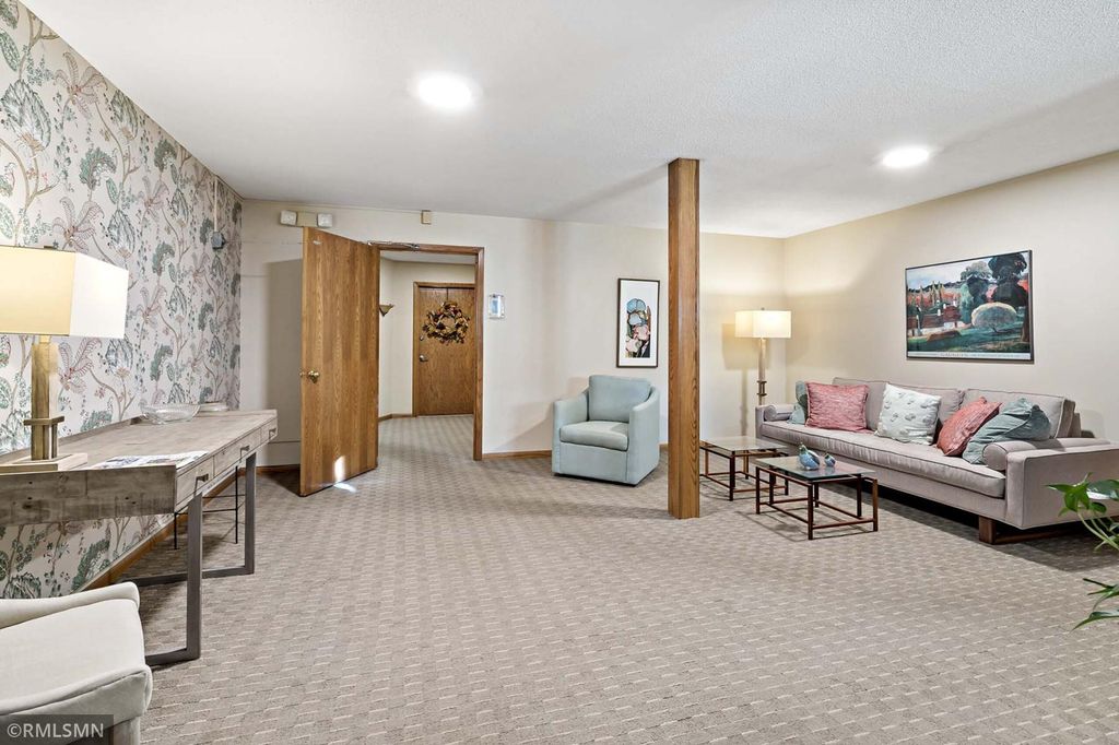 1585 Dodd Road 302, Mendota Heights, MN 55118 — photo 5