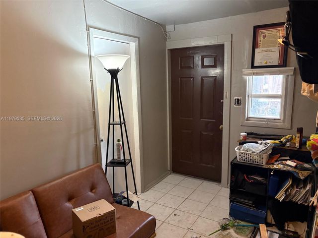 740 NE 4th Pl, Hialeah, FL 33010