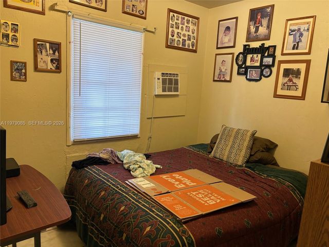 740 NE 4th Pl, Hialeah, FL 33010