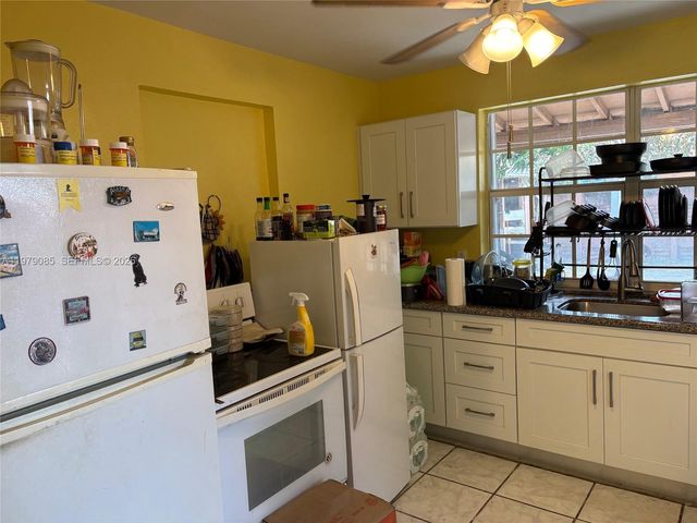 740 NE 4th Pl, Hialeah, FL 33010