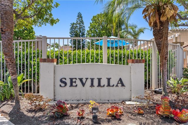 13367 Calle Antequera, Tustin, CA 92782