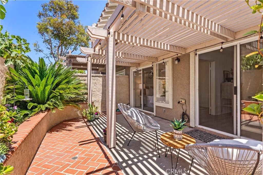 Image 31 of property listing at 13367 Calle Antequera, Tustin, CA 92782
