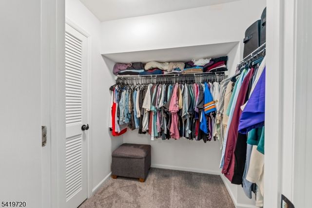 67 Brookside Ln, Mount Arlington Boro, NJ 07856